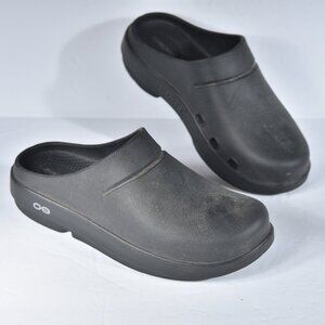 Oofos Oocloog Clog unisex black women's size 7 / men's 5
